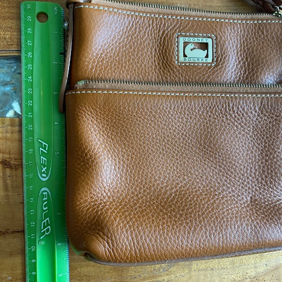 Dooney & Bourke - Picture 7 of 7